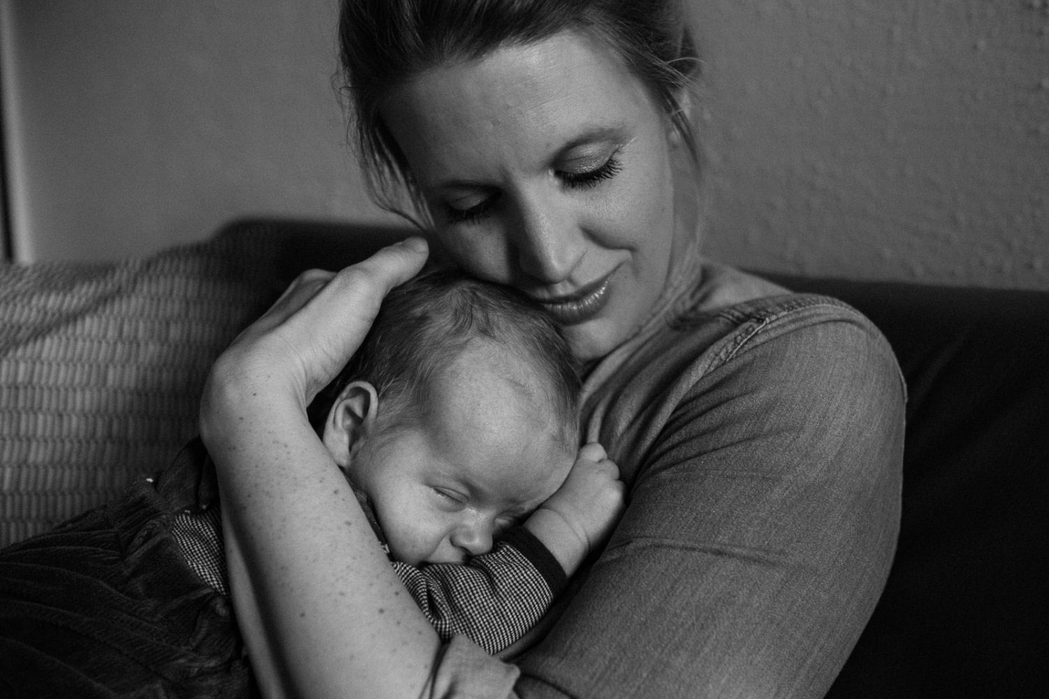 Familienfotos aus unseren Newborn Fotoshooting