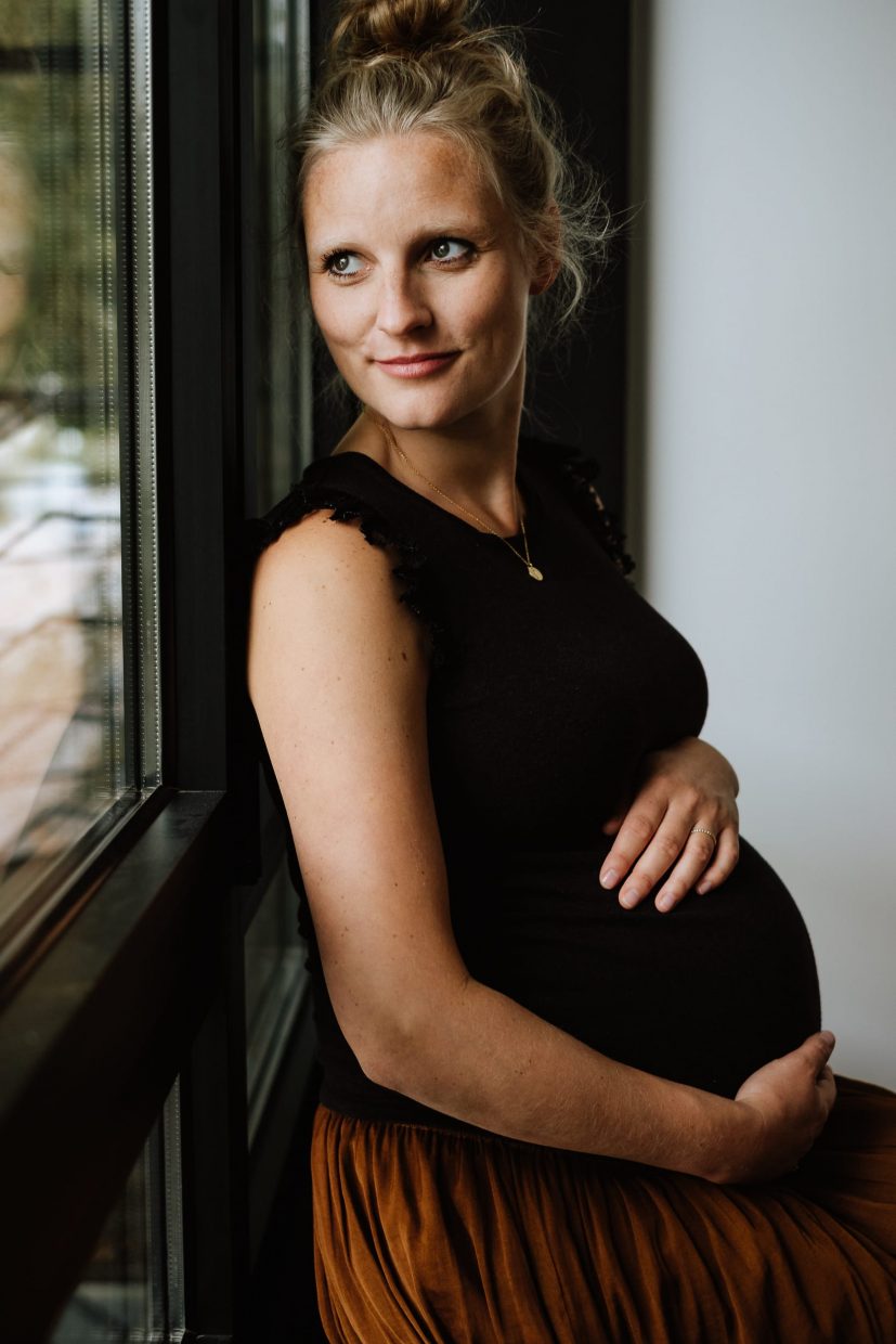 Babybauchfotos aus unserem Schwangerschaftsshooting in Köln und Düsseldorf